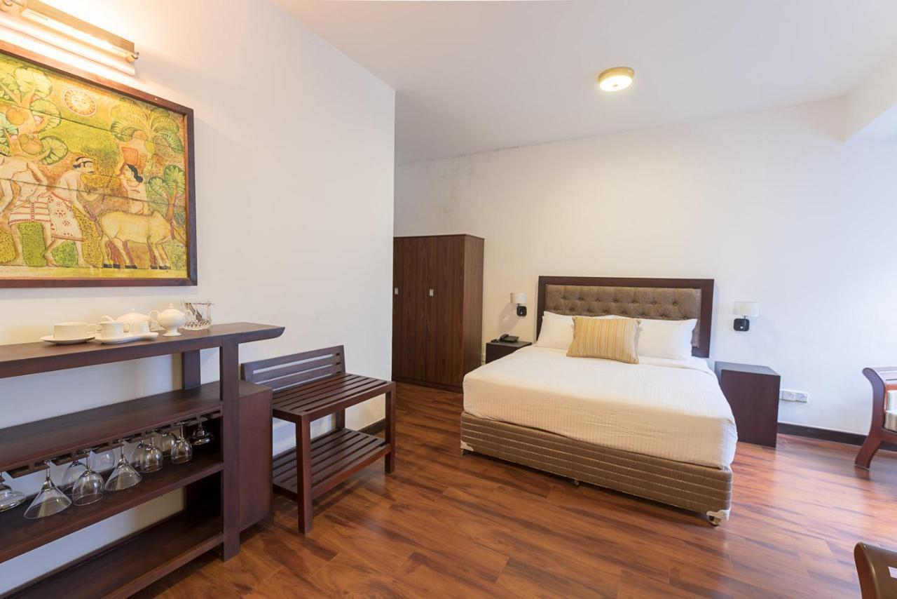 Pearl Royal Hotel, Коломбо Экстерьер фото