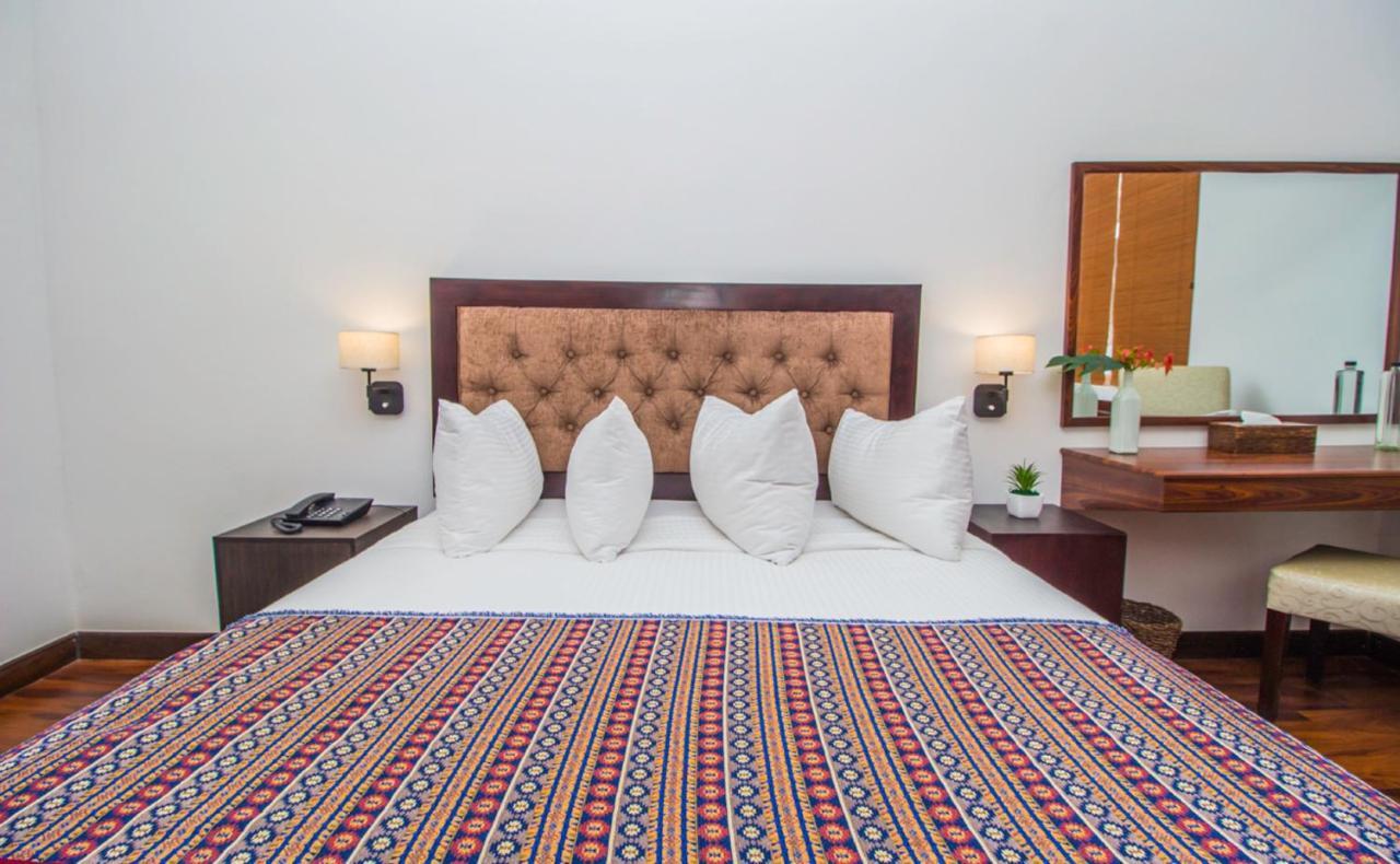 Pearl Royal Hotel, Коломбо Экстерьер фото